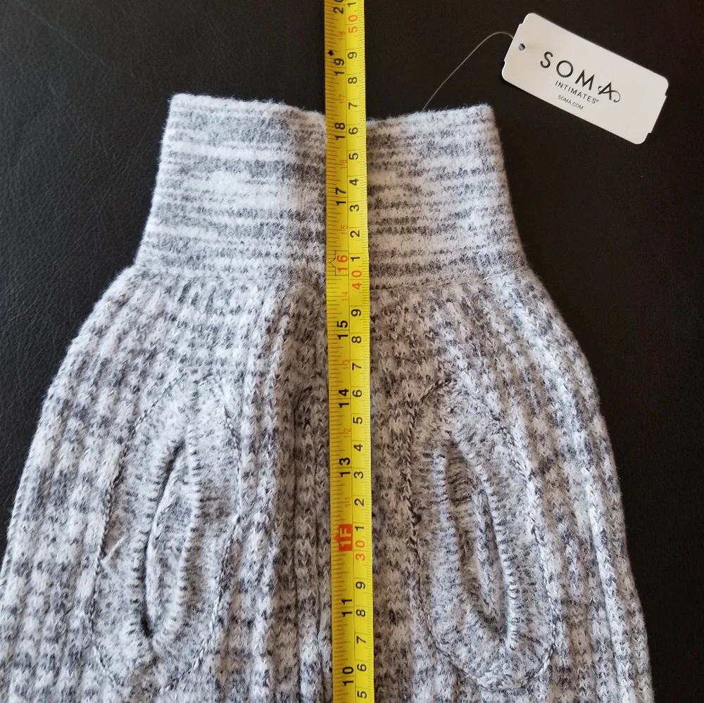 SOMA Gray Ink & White Marshmallow Knit Pet Sweater Sz M NWT